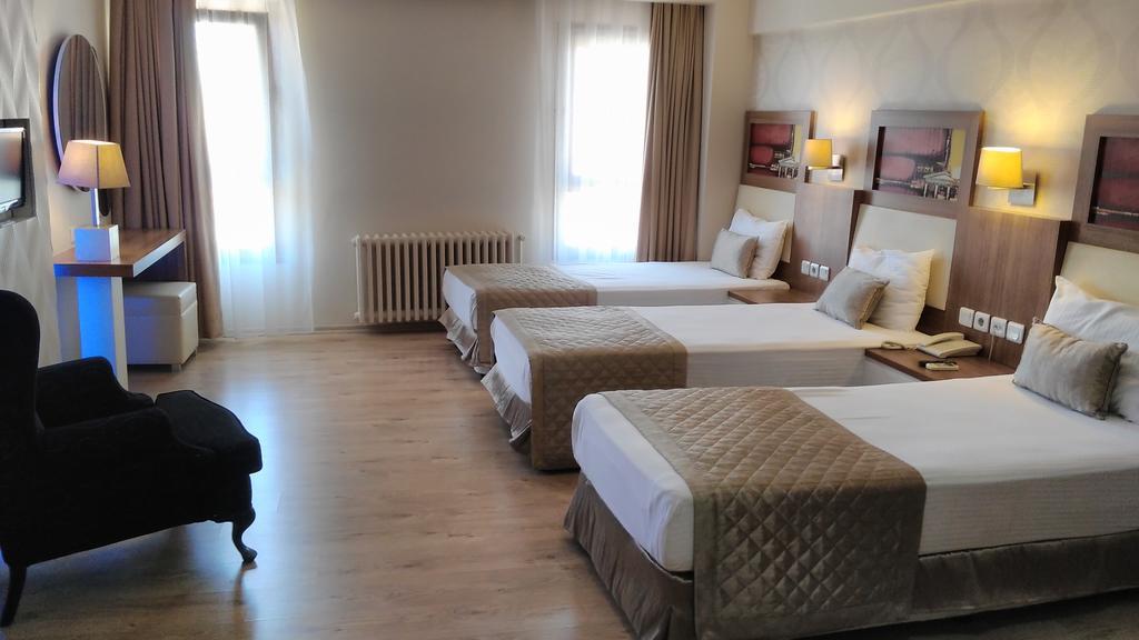 Hotel Baylan Basmane Измир Екстериор снимка